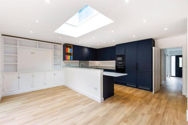 Malvern Road, Cheltenham, Gloucestershire, GL50 photo 3