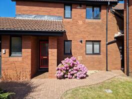 17, Seabank Court, Porthcawl CF36 3AQ