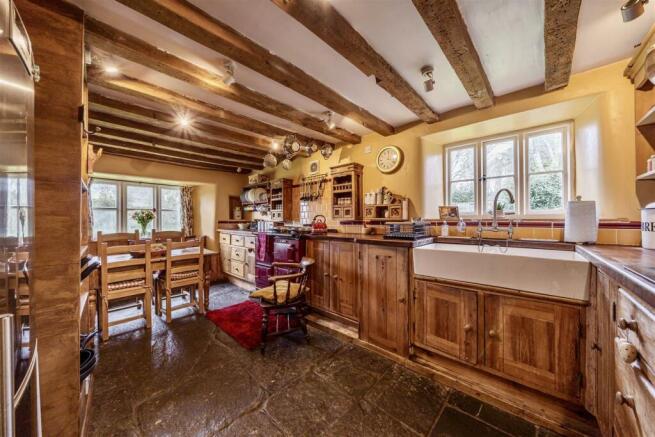 Kitchen / Breakfast Room