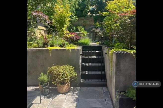 Garden: Steps To Bbq