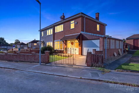 Hinds Crescent, South Elmsall, WF9