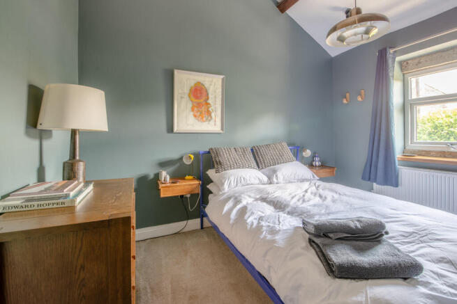 2 bed Terraced to rent Image 8