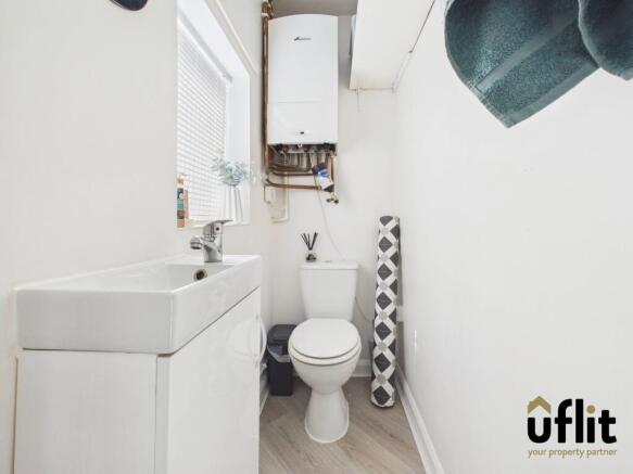 2 bed Semi-Detached for sale Image 12