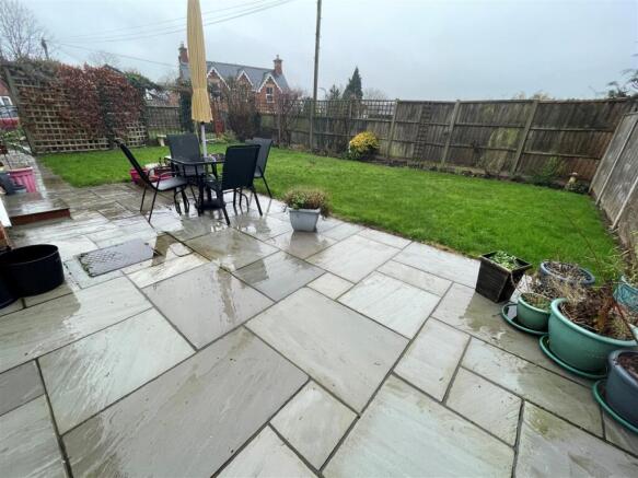 Side Patio 2a.jpg
