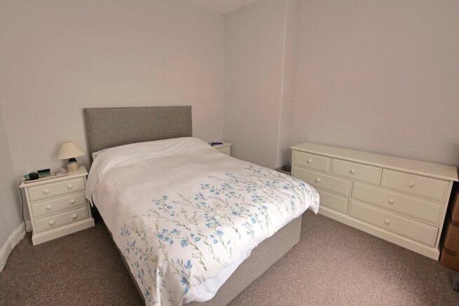 3 bed Terraced for sale Image 7