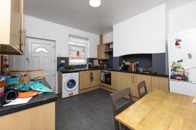 2 bed Terraced for sale Image 4