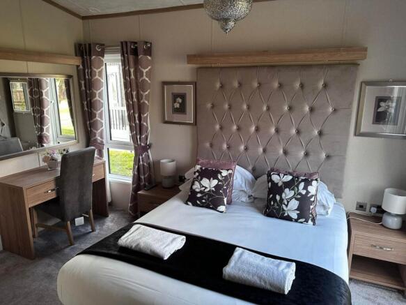 2 bed Lodge for sale Image 8