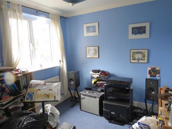 Photo 8