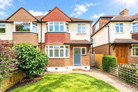Canada Road, Cobham, Surrey, KT11