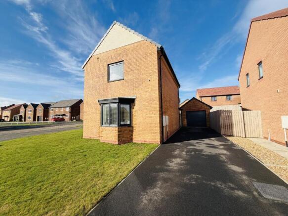 SIDE VIEW, DRIVE & GARAGE