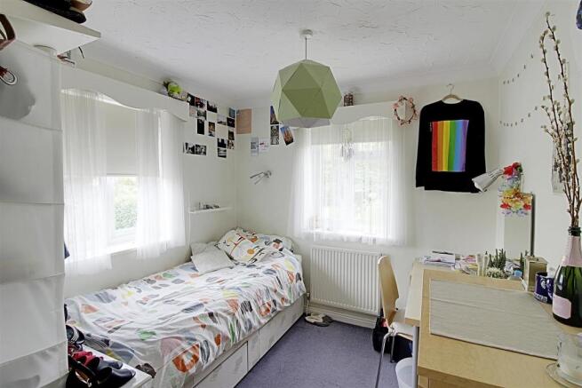 bed 3.jpg