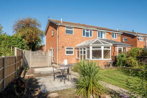 8, Neville Close, Shepshed LE12 9NG