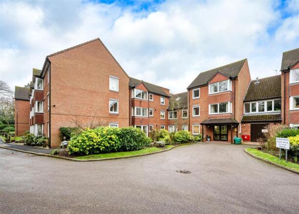 15 Beechwood Court-10.jpg