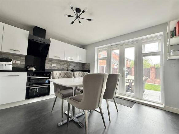Dining Kitchen
