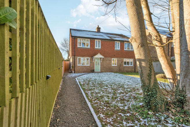 3-bed semi-detached on Broombarn Lane, Great Missenden, HP16, £535,000