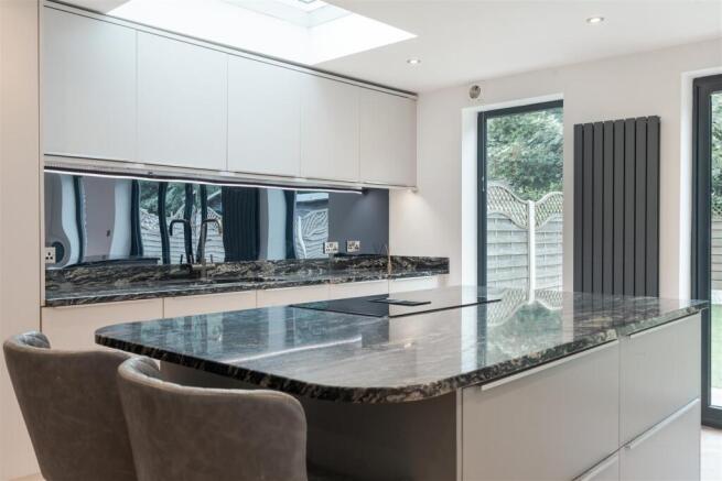 42 Rydal Road (10 of 27).jpg