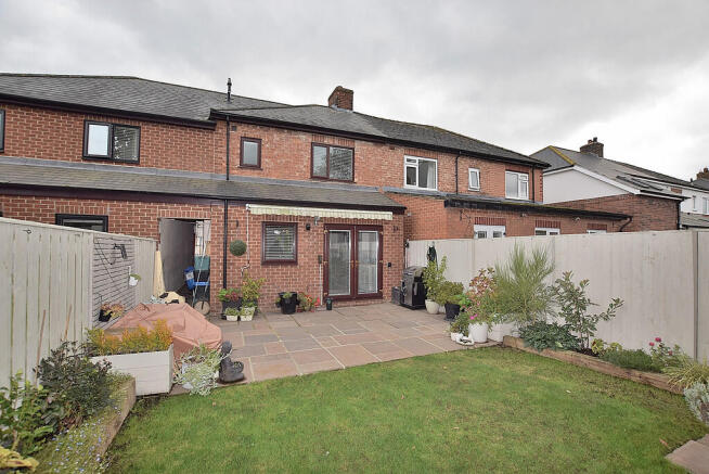 3 bed Terraced for sale Image 8