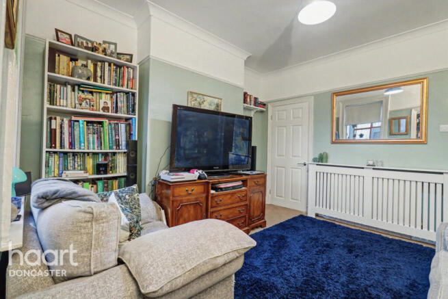 2 bed Terraced for sale Image 8