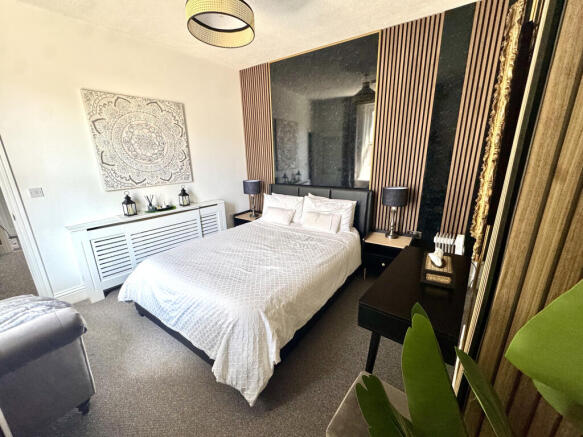 bedroom 3 oak