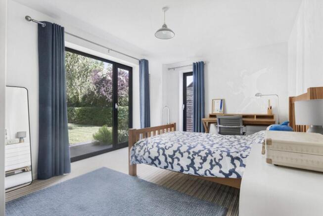 Photo 37