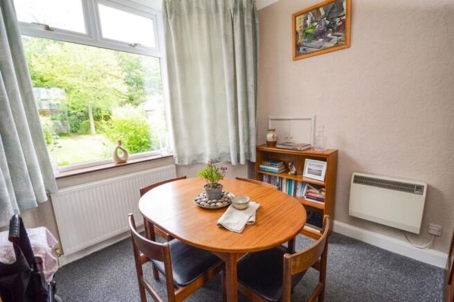 3 bed Semi-Detached for sale Image 6