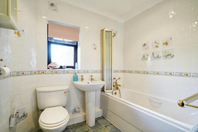 Photo 12