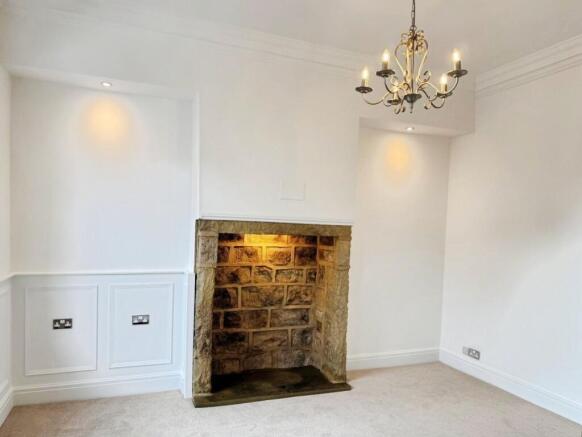 2 bed End of Terrace to rent Image 7