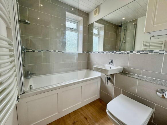 2 bed Terraced for sale Image 10