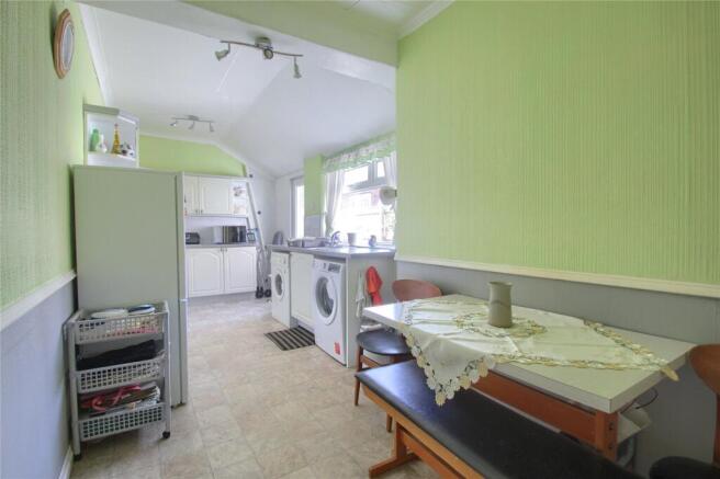 3 bed Terraced for sale Image 5