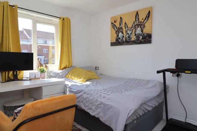 4 bed Terraced for sale Image 9