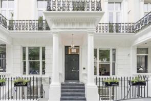 Flat 8, 33, St Stephen's Gardens, London W2 5NA