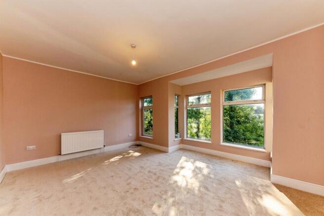 3 bed Terraced for sale Image 11
