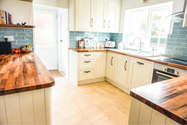 Kitchen/Breakfast