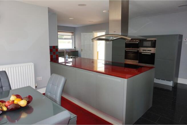 Kitchen / Breakfast