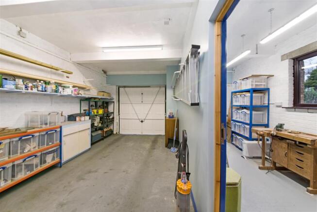 Garage & Workshop.jpg