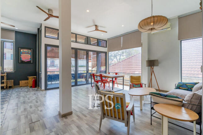 Renovated 3 Bedroom Apartment For Sale - Beoung Raing, Phnom Penh