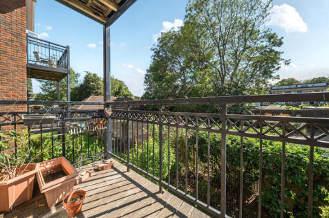 Beckenham Grove, Bromley, BR2