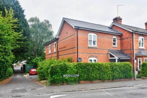 2d, Deanfield Avenue, Henley-on-thames RG9 1UE