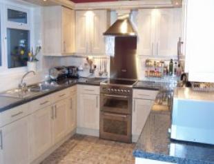 Fitted Kitchen