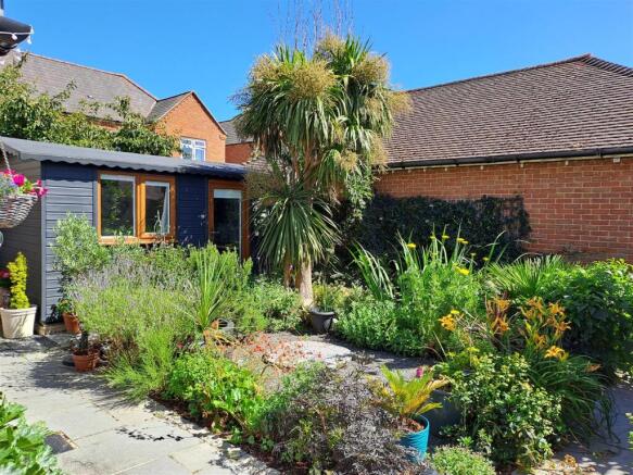 South Facing Rear Garden