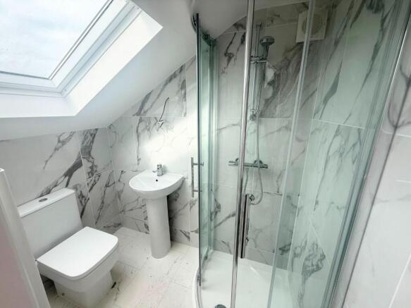 3 bed End of Terrace to rent Image 10