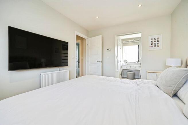 3 bed Detached for sale Image 10