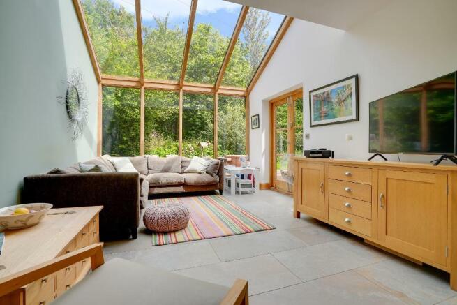 Timber frame glass wall & ceiling