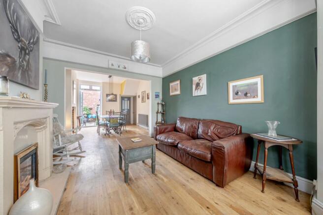 4 bed Terraced for sale Image 6