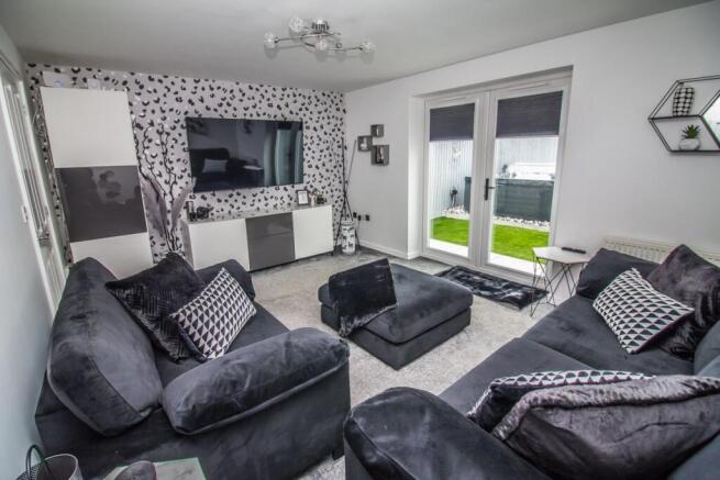 Lounge Pic 2. 