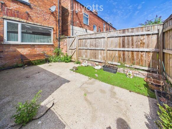 2 bed End of Terrace for sale Image 11