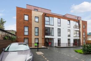 Flat 11, 18b, High Road, East Finchley, London N2 9PJ