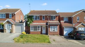 9, Manor Close, Gravesend DA12 4XL