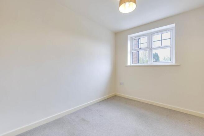 2 bed Flat for sale Image 9