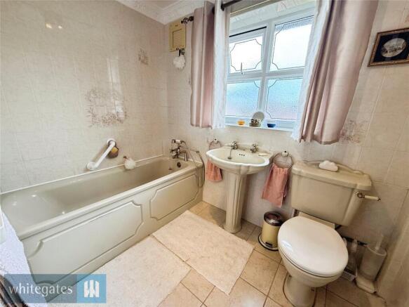 3 bed Detached for sale Image 10